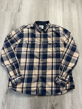 0035– Casual Navy and Cream Plaid Button-Down Shirt